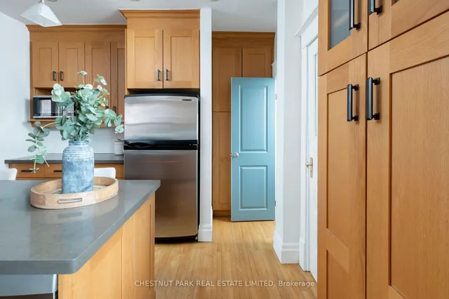 Additional image 17 of 40 Cowan Ave