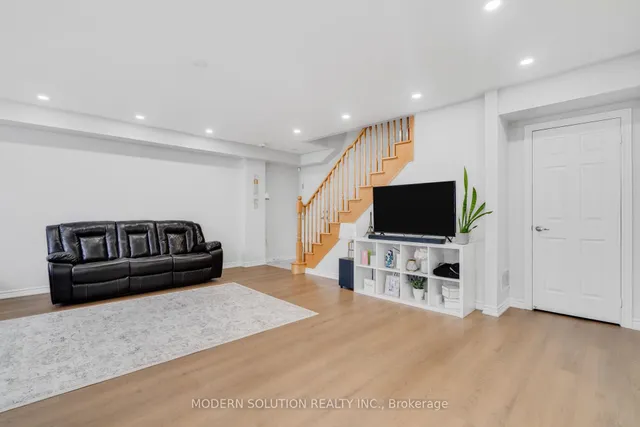 Additional image 22 of 200 Veterans Dr Unit 22