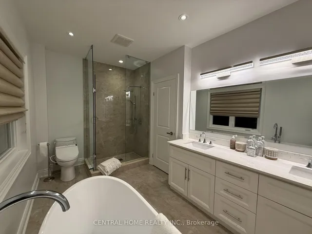 Additional image 18 of 298 Poyntz Ave