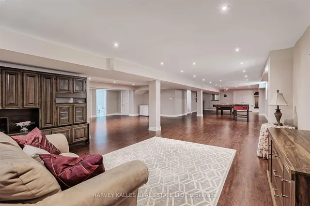 Additional image 28 of 1507 Stewart Cres