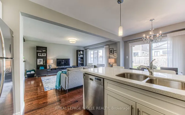 Additional image 16 of 18 Creek Ridge St