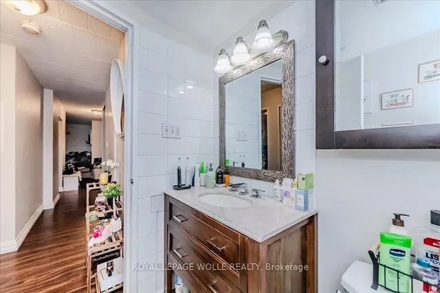 Additional image 25 of 29 West Ave Unit 204