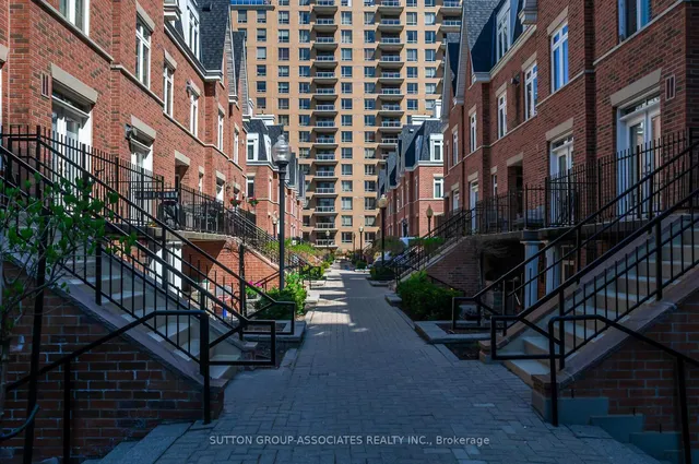 Additional image 22 of 100 Redpath Ave Unit 28