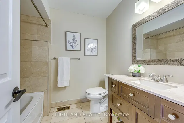 Additional image 39 of 1012 Glenbrook Ave