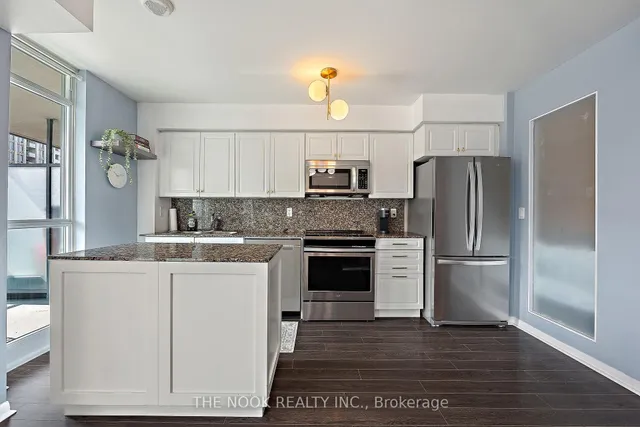 Additional image 11 of 209 Fort York Blvd Unit 1468