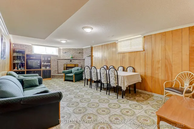 Additional image 16 of 77 Fontainbleau Dr