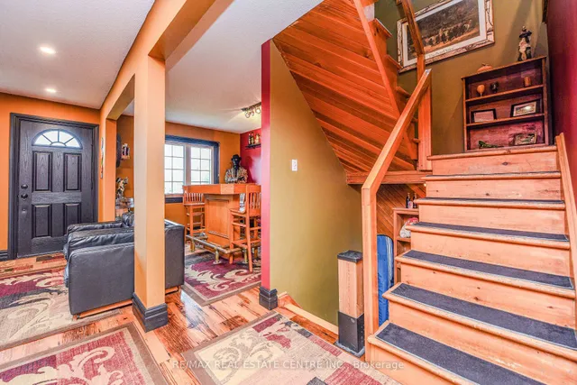 Additional image 8 of 14 Royce Ave