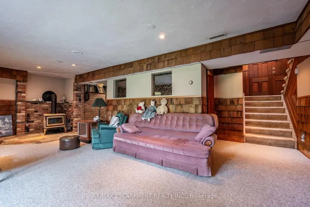 Additional image 24 of 1215 Derry Rd