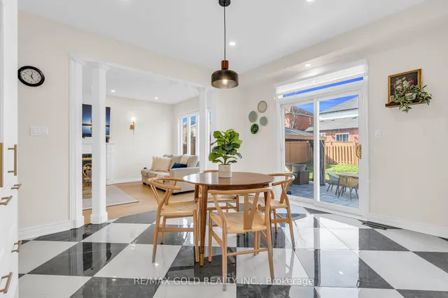 Additional image 14 of 165 Bristol Rd