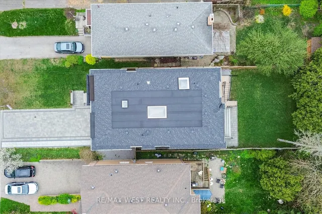 Additional image 46 of 232 Ellerslie Ave