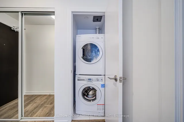 Additional image 24 of 87 Peter St Unit 1613