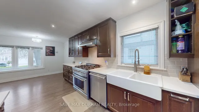 Additional image 13 of 165 Harewood Ave