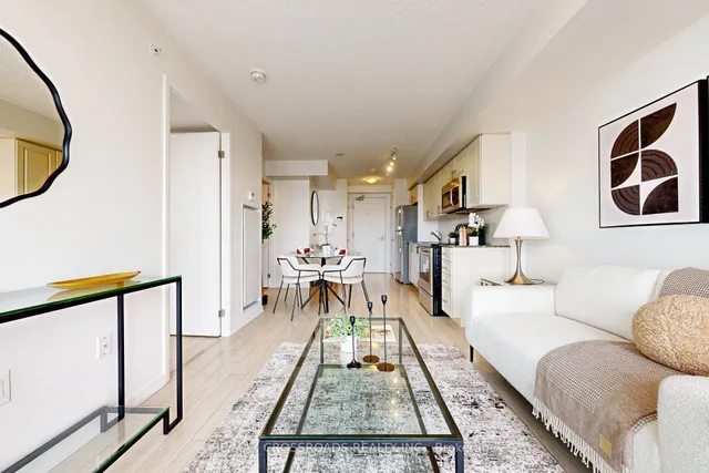 Additional image 18 of 3091 Dufferin St Unit 1402