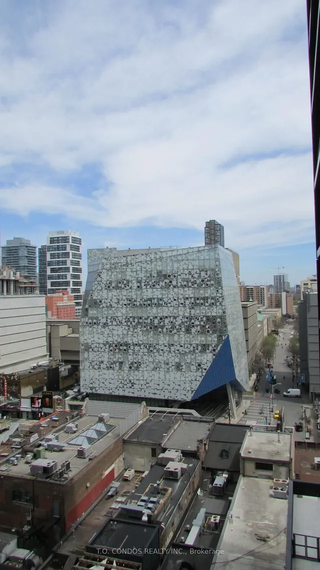 Additional image 19 of 20 Edward St Unit 1019