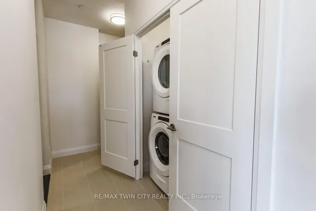 Additional image 14 of 399 Queen St Unit 201