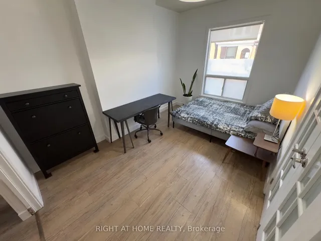 Additional image 4 of 5 Parr St