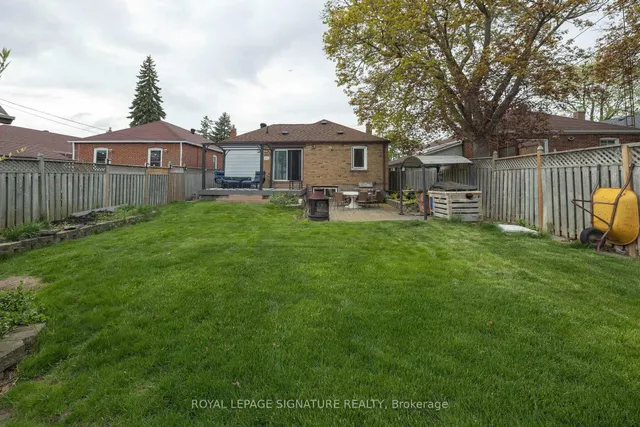 Additional image 37 of 93 Flora Dr