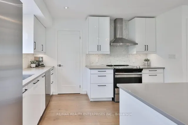 Additional image 18 of 3416 Rexway Dr