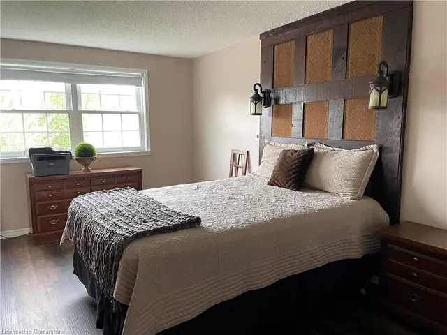 Additional image 16 of 56 Trailwood Cres