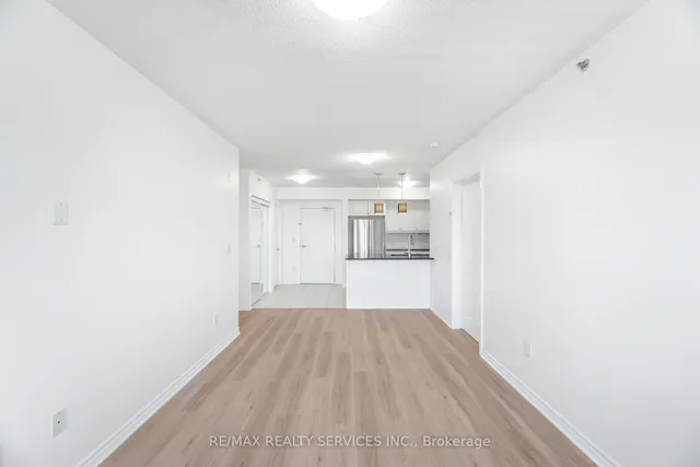 Additional image 20 of 70 baycliffe Cres Unit 408