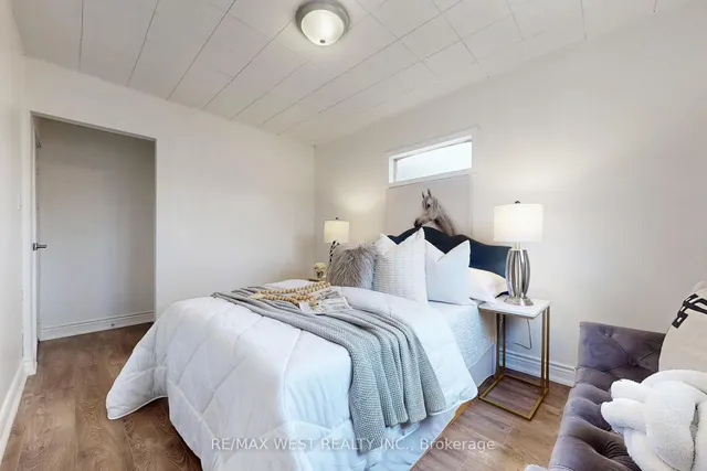 Additional image 19 of 14 Byng Ave