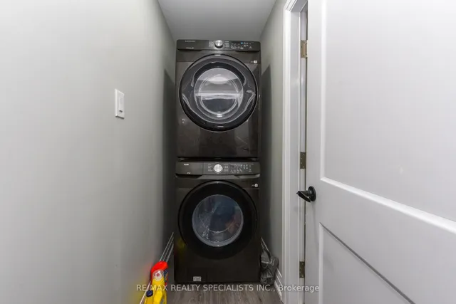 Additional image 42 of 73 Colonel Bertram Rd