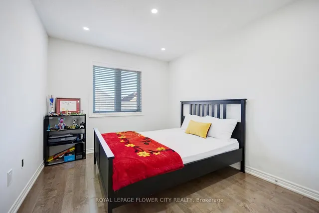 Additional image 38 of 79 Yellowknife Rd