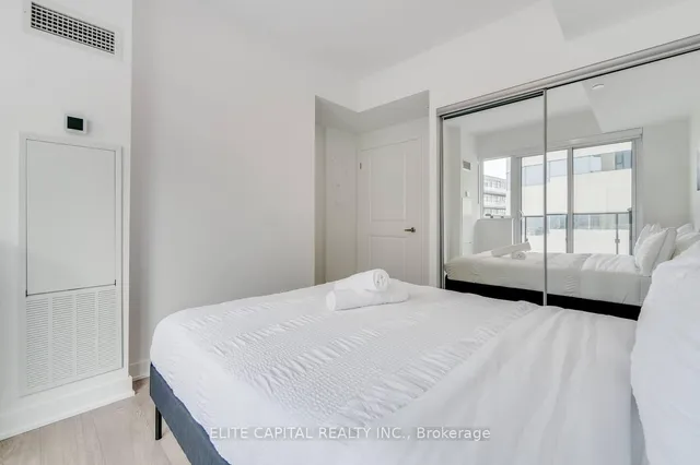 Additional image 14 of 543 Richmond St Unit 1229