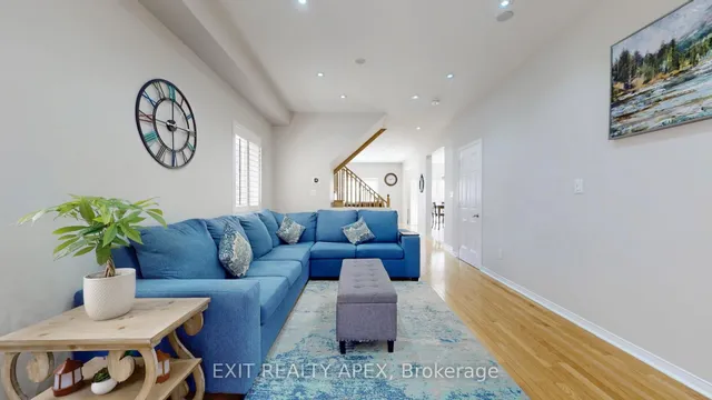 Additional image 6 of 77 Commodore Dr