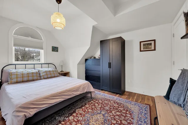 Additional image 27 of 87 Young St