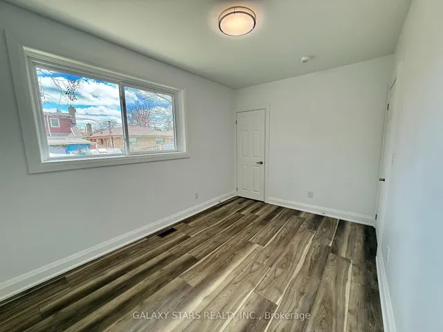 Additional image 16 of 57 Moorecroft Cres