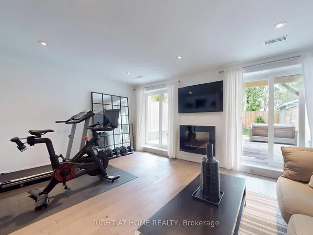 Additional image 21 of 77 Leroy Ave