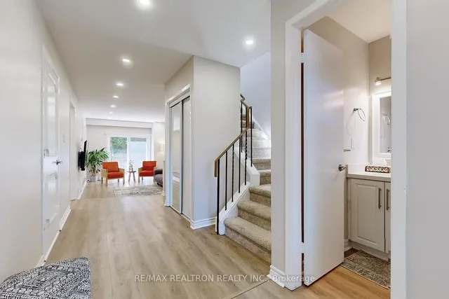 Additional image 8 of 5411 Lakeshore Blvd Unit 2