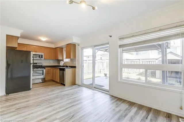 Additional image 3 of 83 Powell Dr