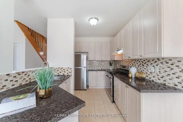 Additional image 16 of 47 Begonia Cres