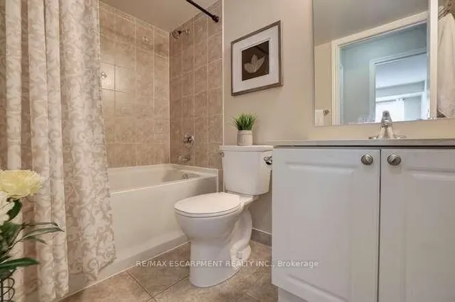 Additional image 29 of 2391 Central Park Dr Unit 202