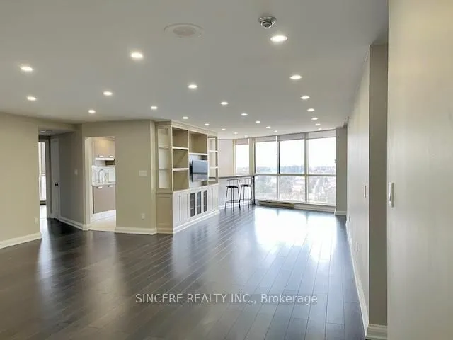 Additional image 3 of 85 Skymark Dr Unit 1005