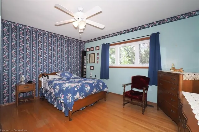 Additional image 24 of 14 Secord Ave