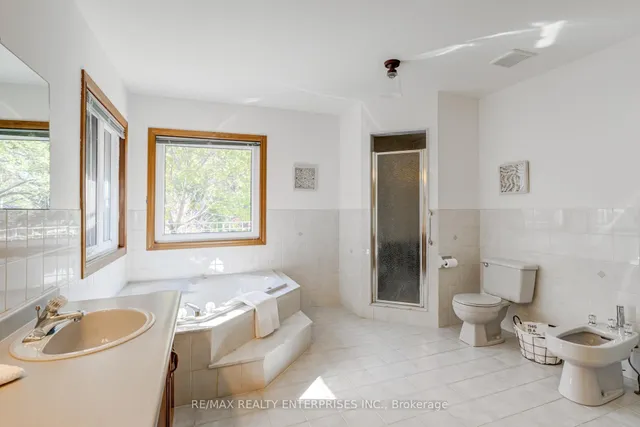 Additional image 30 of 14 Donalbert Rd