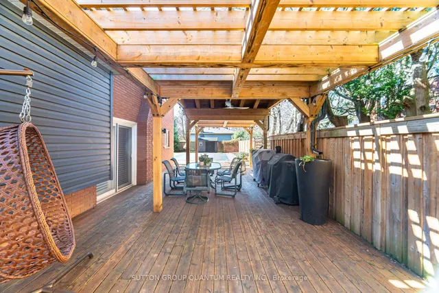 Additional image 49 of 608 Rosedale Cres