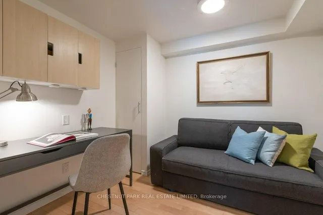 Additional image 10 of 2012 Queen St Unit 201