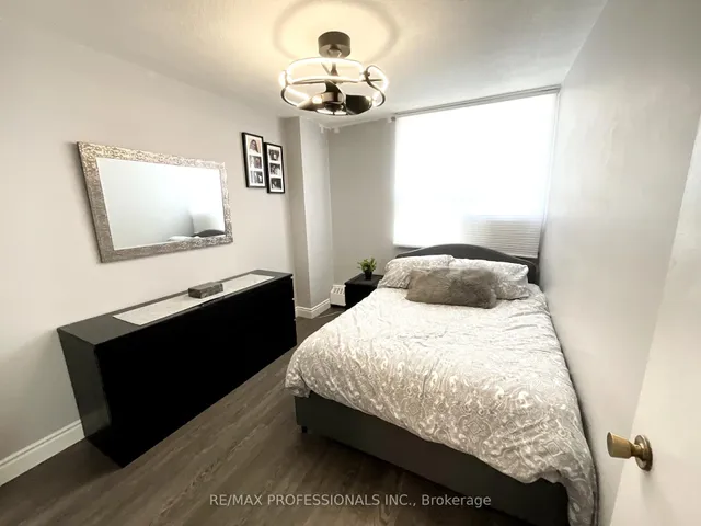 Additional image 29 of 551 The West Mall N/A Unit 1622