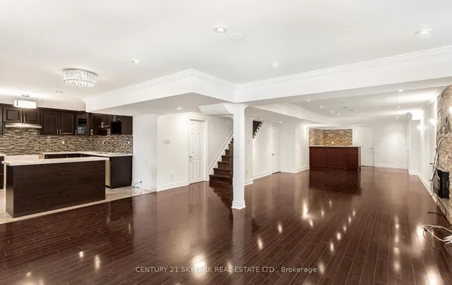 Additional image 38 of 94 Bayhampton Dr