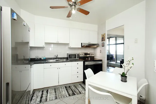 Additional image 13 of 60 Pavane Linkway N/A Unit 1701