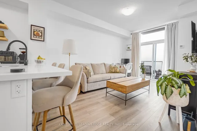 Additional image 10 of 460 Dundas St Unit 313