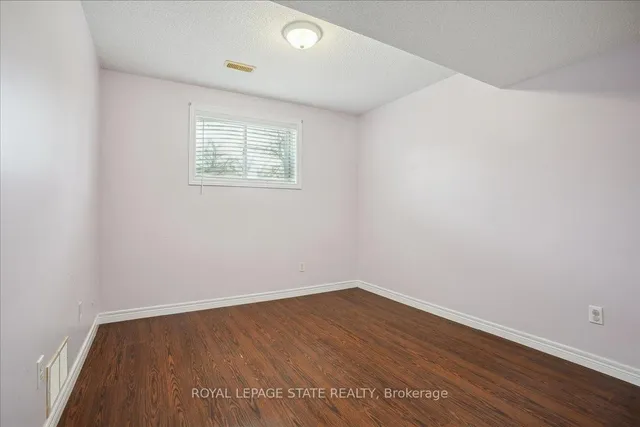 Additional image 33 of 32 Sonoma Lane