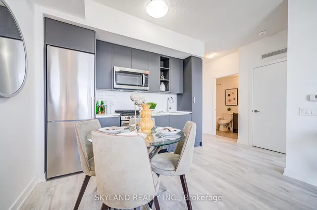 Additional image 9 of 251 Manitoba St Unit 2007