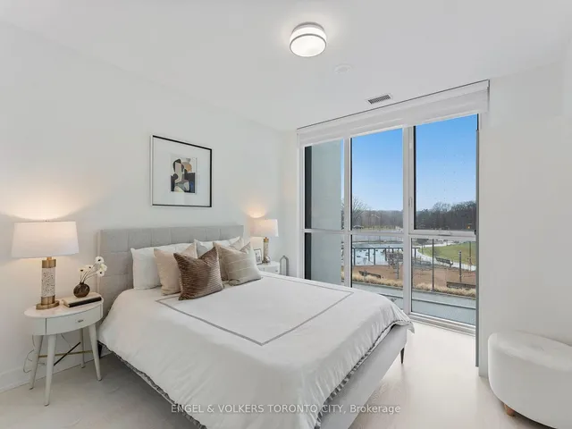 Additional image 21 of 30 Inn On The Park Dr Unit 221