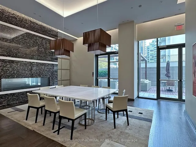 Additional image 27 of 70 Roehampton Ave Unit 1916