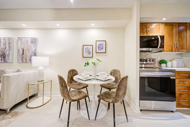 Additional image 14 of 250 Wellington St Unit 246